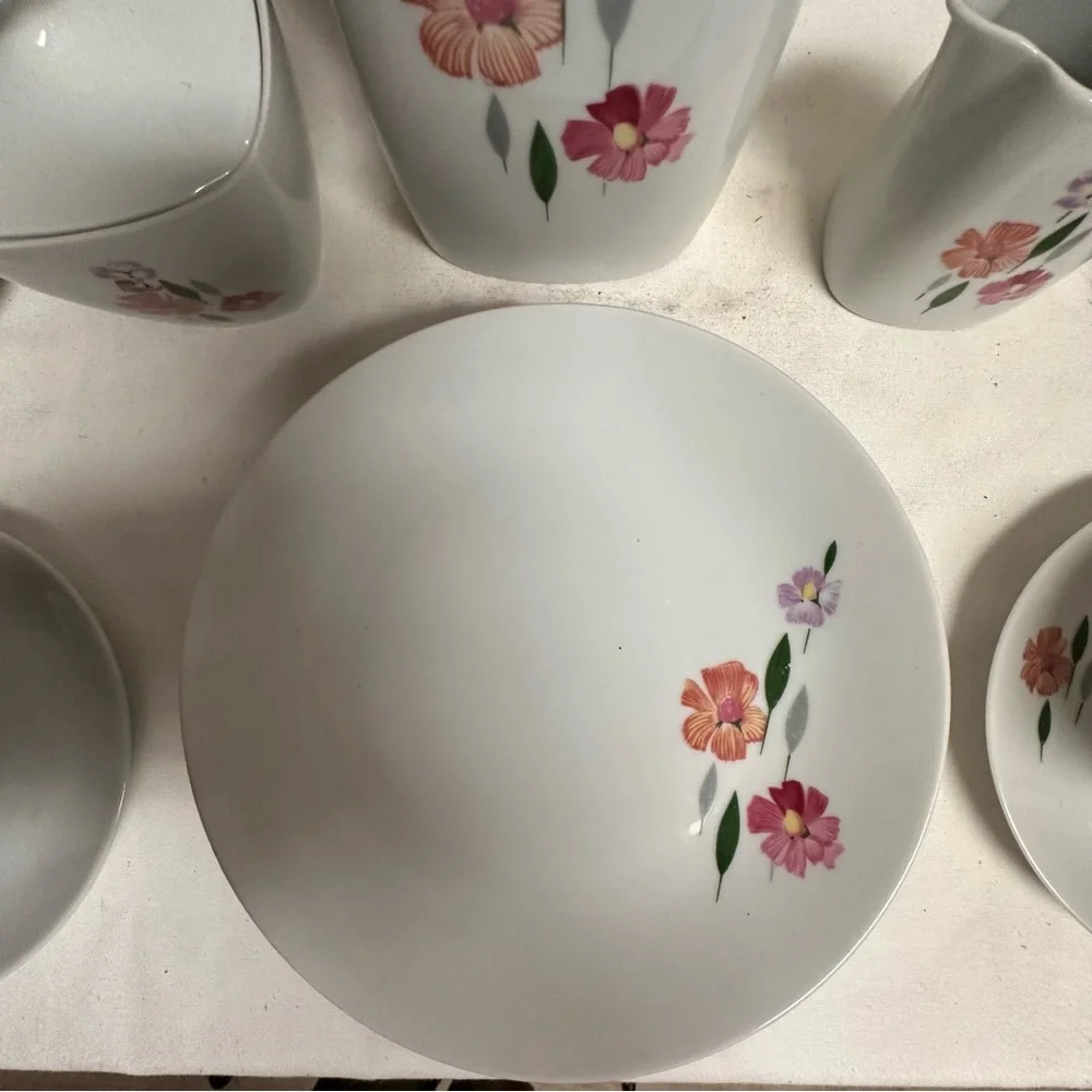 Vintage Bavarian Schirnding White Porcelain Floral Coffee Luncheon Set for Four
